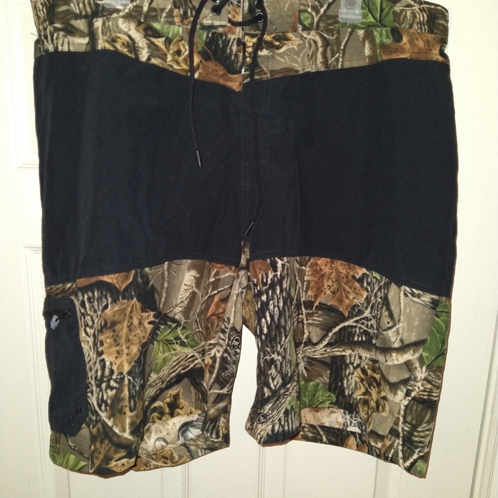 Cabela's ZONZ Woodlands Seclusion 3D Camouflage Swim Trunks Shorts Men's sz 40x9